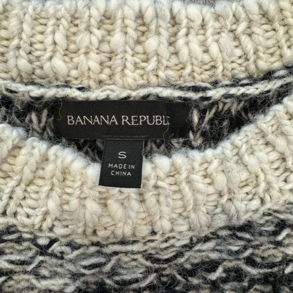 Banana Republic shabby layers fringe sweater - Picture 3 of 6